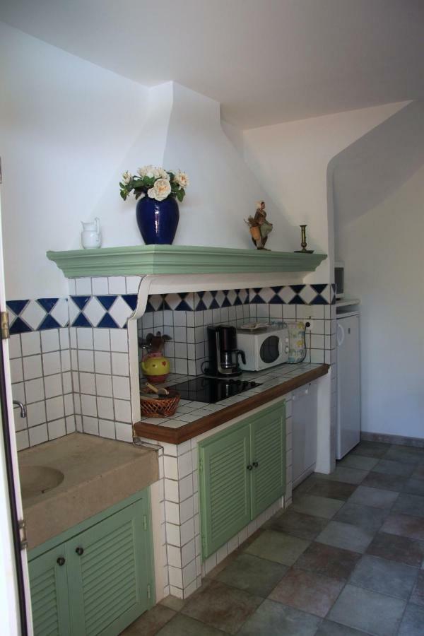 Appartement Avec Patio Et Garage Centre Ville Et Plage Санарі-сюр-Мер Екстер'єр фото