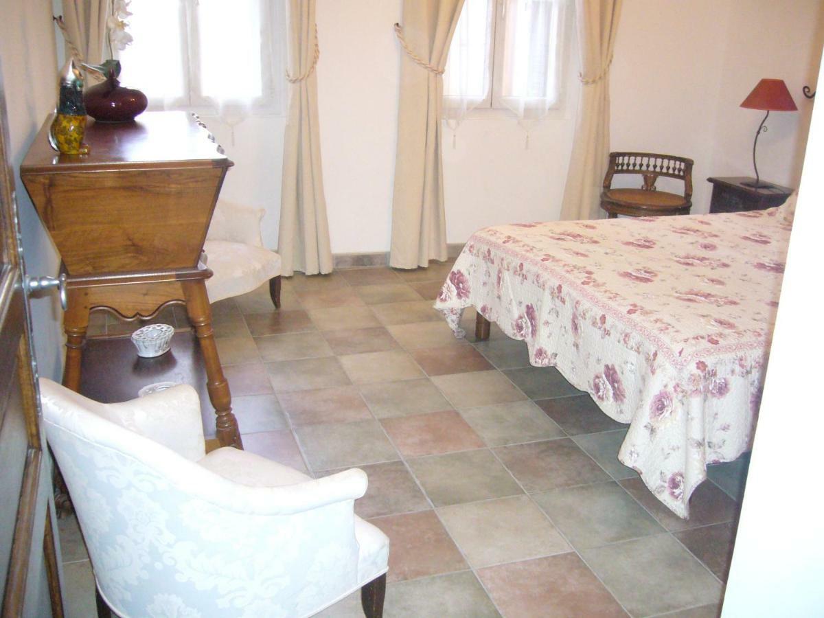Appartement Avec Patio Et Garage Centre Ville Et Plage Санарі-сюр-Мер Екстер'єр фото